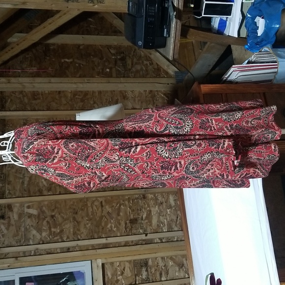 Forever 21 rust paisley print dress. Size small - Picture 4 of 9